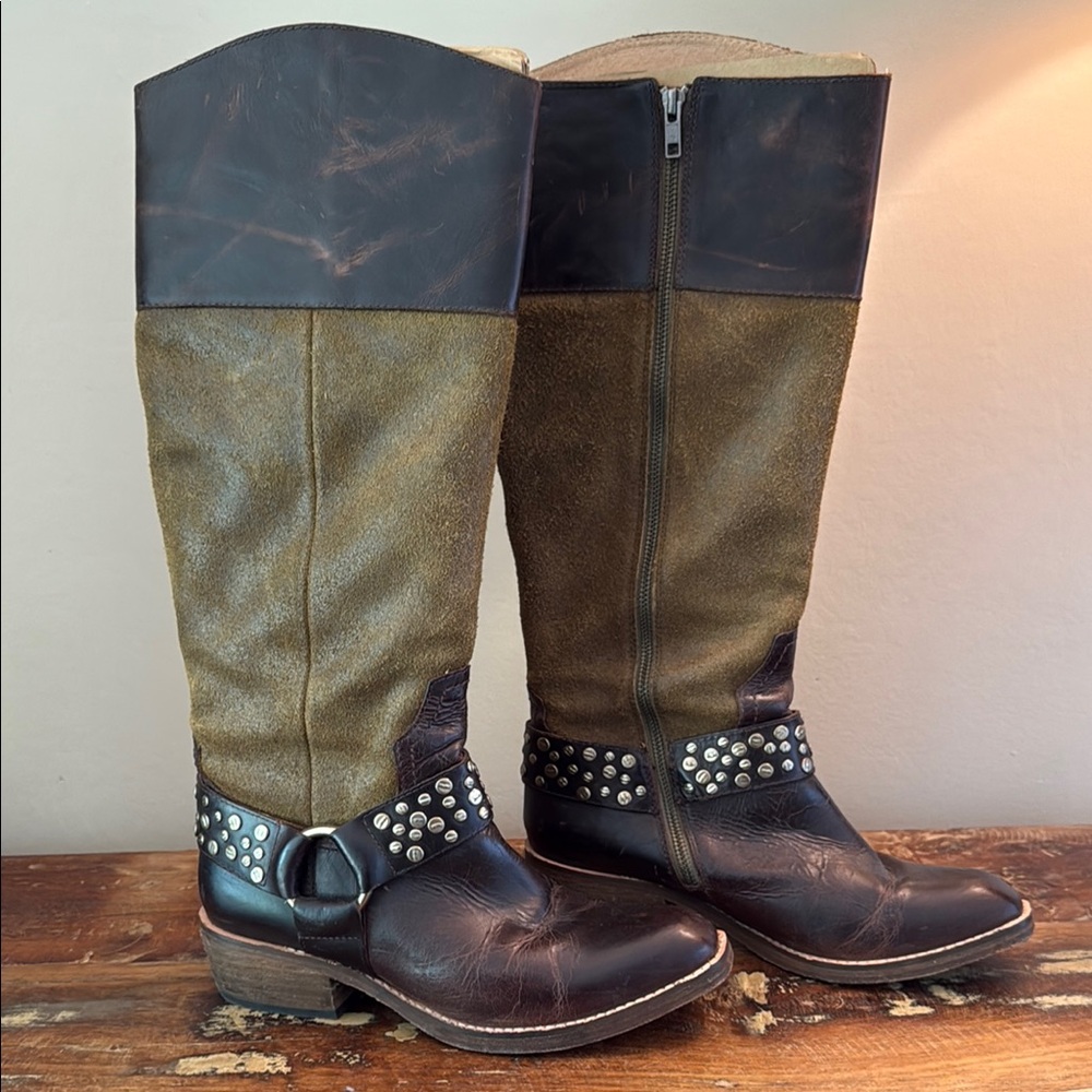 Lucchese Spirit Alexis riding boot Two-Tone Studded Heeled Boots 9